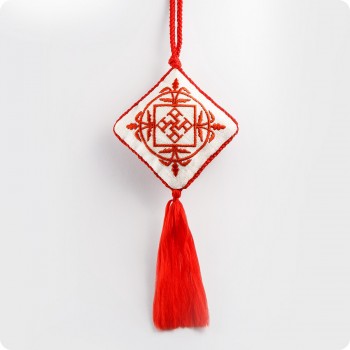 Вышивка оберег со славянским символом Духовная сила